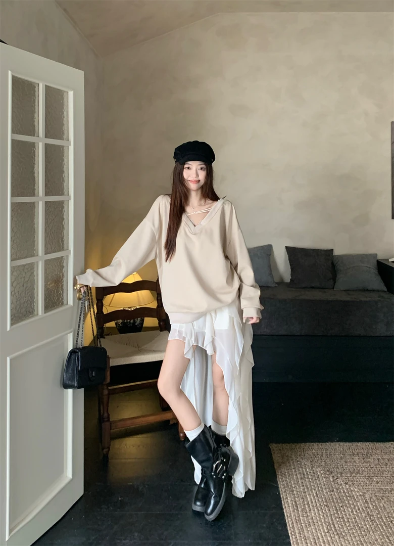 韩系蝴蝶结拼接V领长袖卫衣女2025秋季新款时尚百搭设计感上衣潮