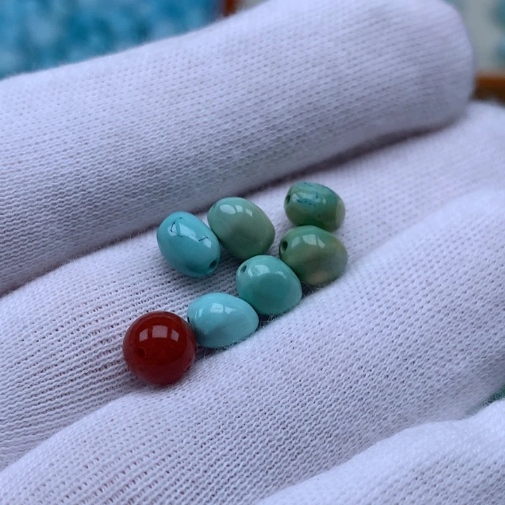 南红玛瑙未镶嵌珠宝奇石