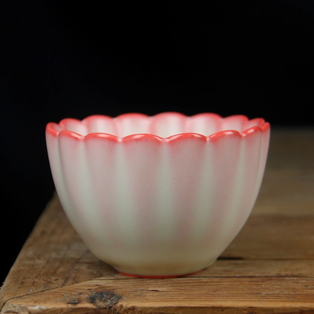 当代 龙泉青瓷粉猪油主人杯