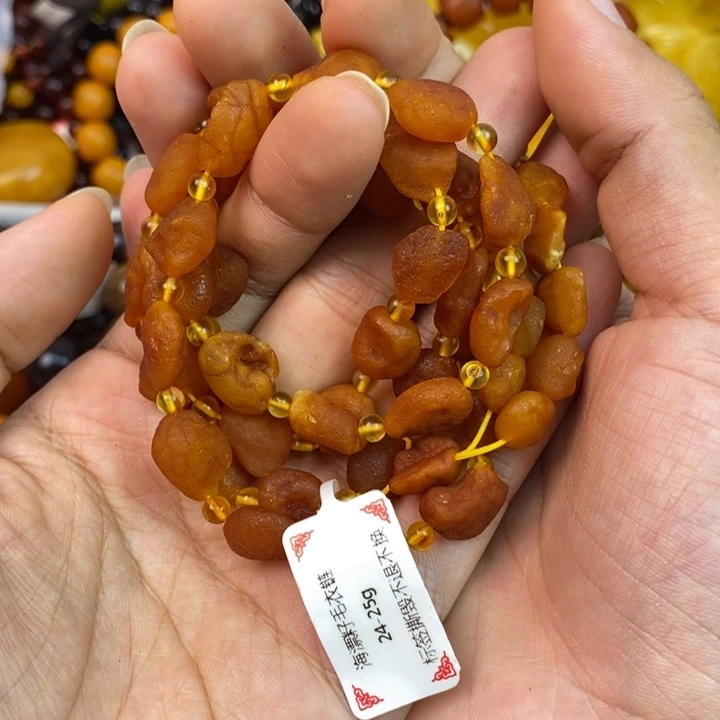 琥珀未镶嵌珠宝奇石