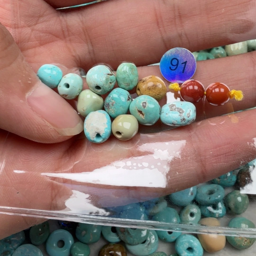 南红玛瑙未镶嵌珠宝奇石