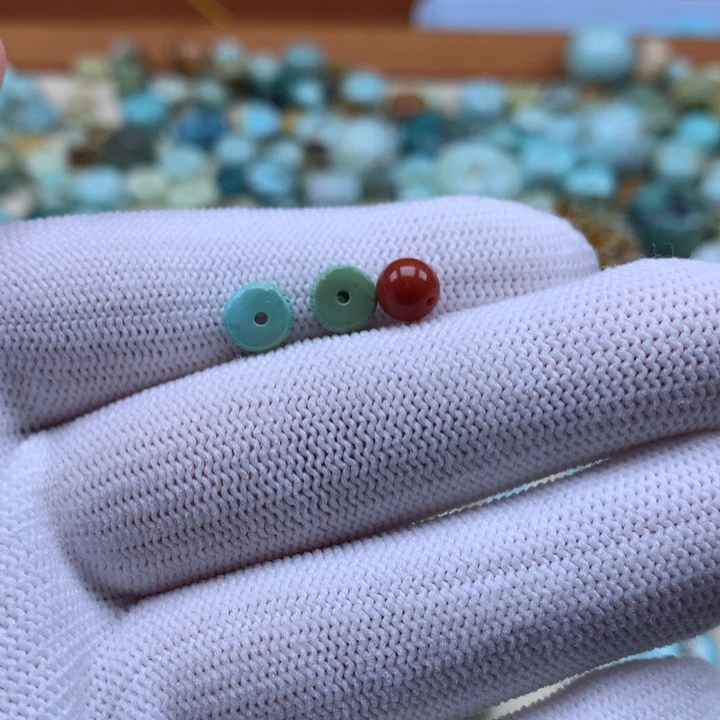 南红玛瑙未镶嵌珠宝奇石