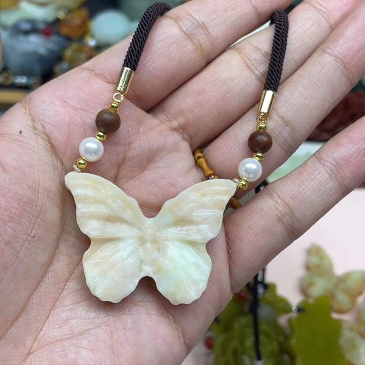 紫***迷蛇纹石玉未镶嵌颈饰