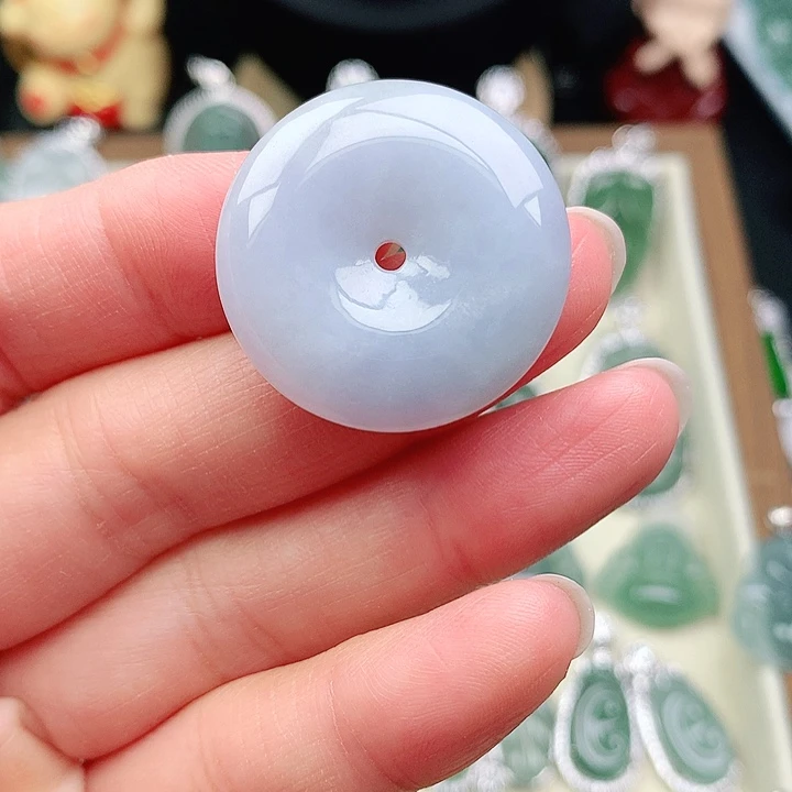 颈饰未镶嵌翡翠吊坠