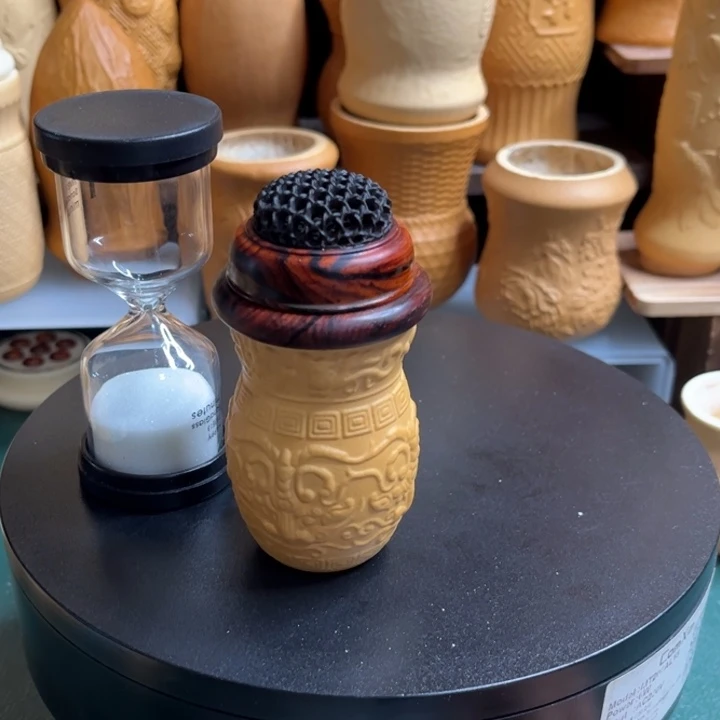 抖***袱鸣虫葫芦 看好出价谢谢！