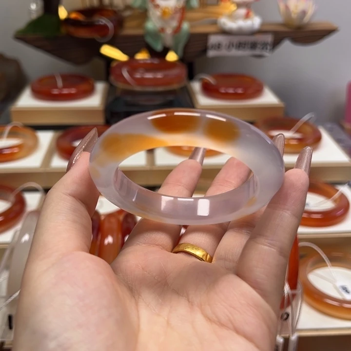 手镯玛瑙/玉髓未镶嵌