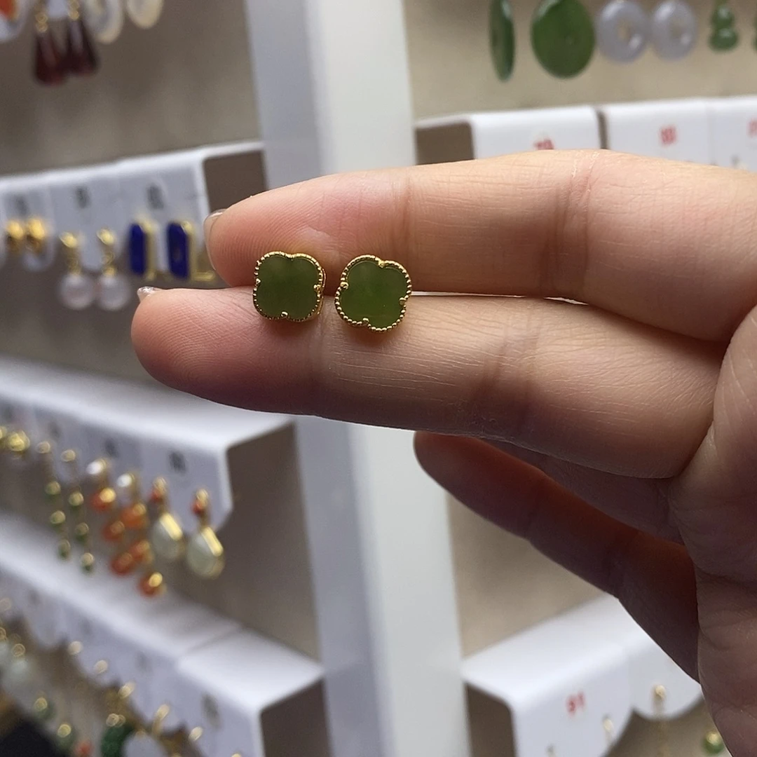 和田玉银S925镶嵌耳饰