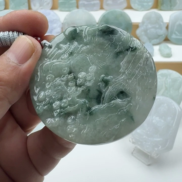 翡翠未镶嵌颈饰天然缅甸A货翡翠