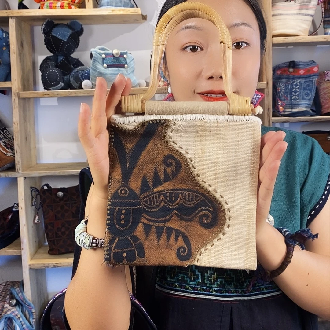 织绣手工制作工艺包包