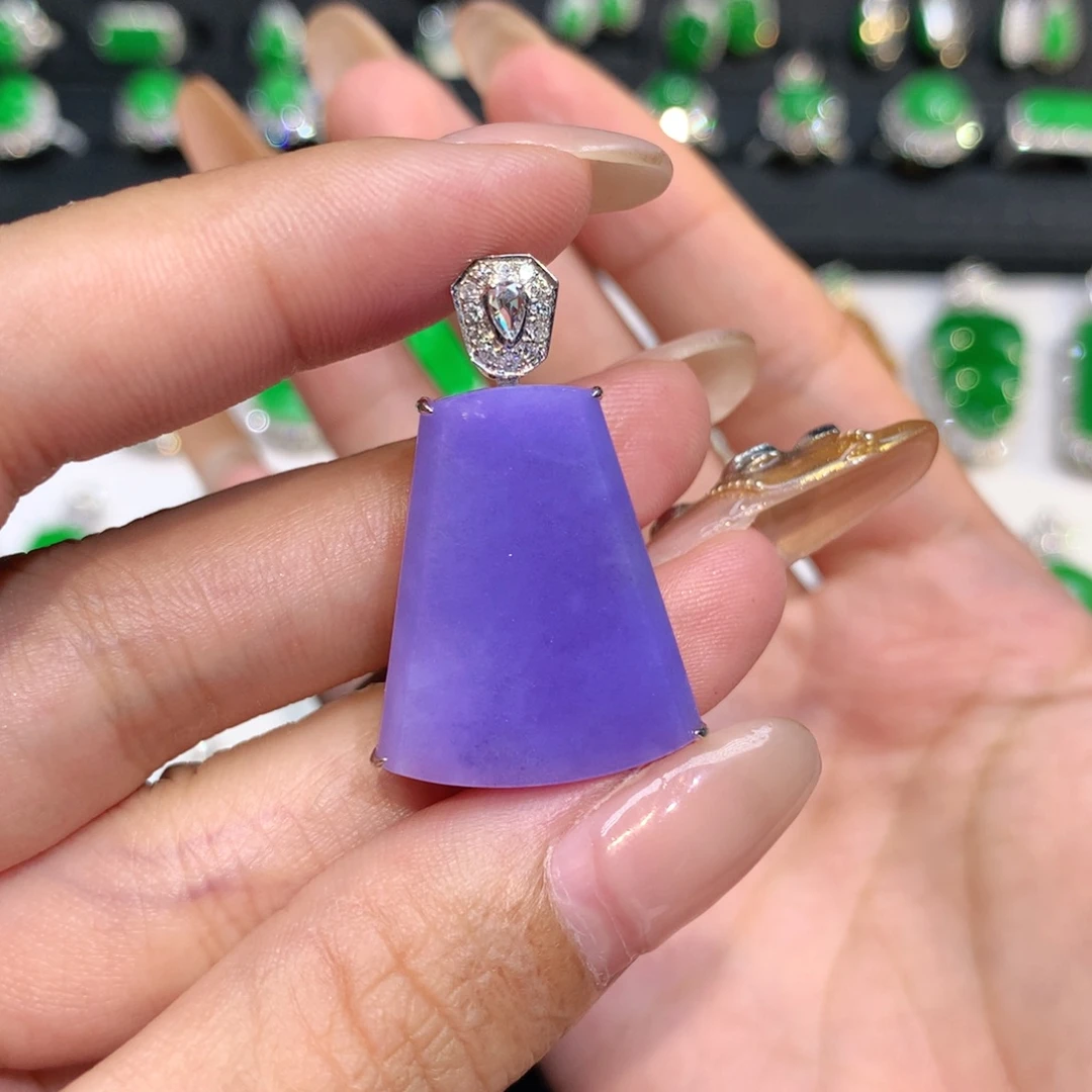 索***波翡翠18K金镶嵌吊坠(不含链)