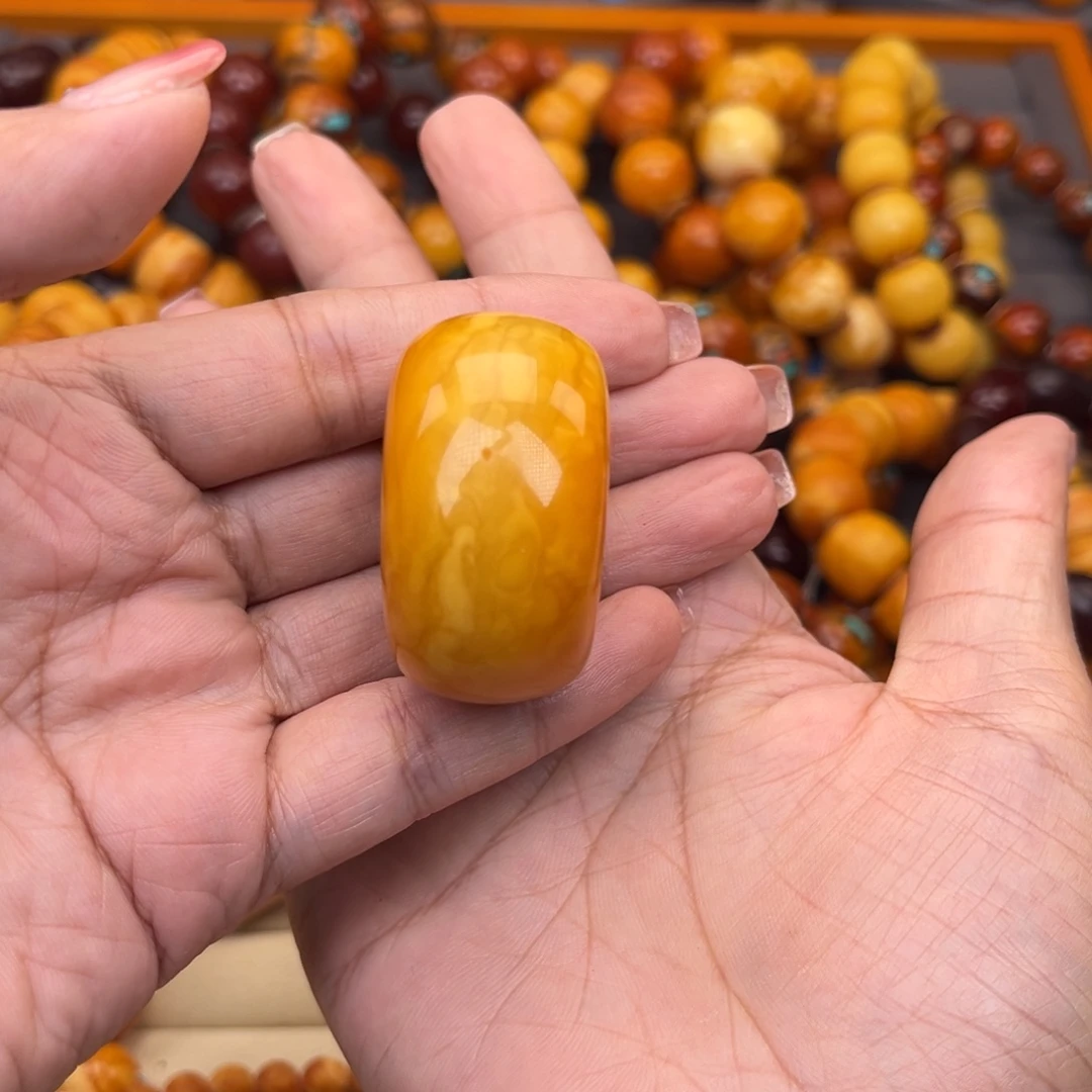 蜜蜡未镶嵌裸石蜜蜡W