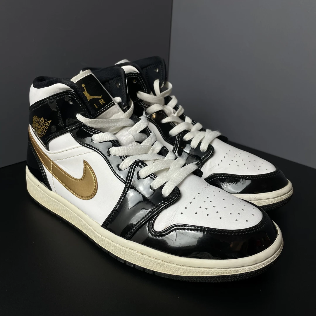 90新 NIKE/耐克 42码 Air Jordan 1 AJ1 休闲鞋 中帮 小黑金 无盒