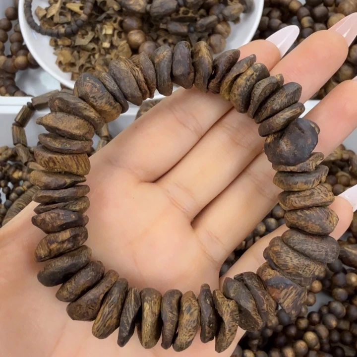 沉香手串乌生圆叶树丁壳子单圈淳化老料