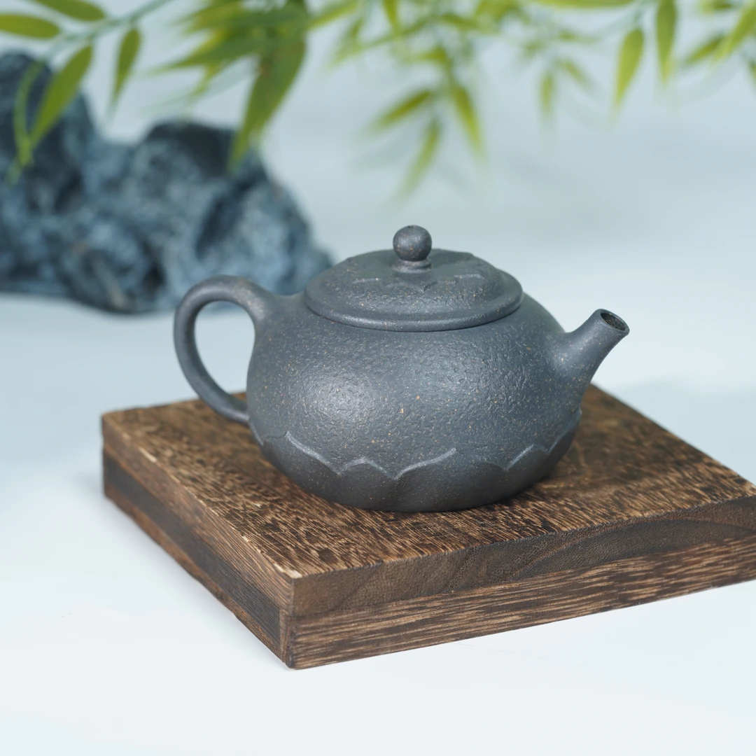 清灰段莲意紫砂壶140CC魏茸茸 ZSWRR-90