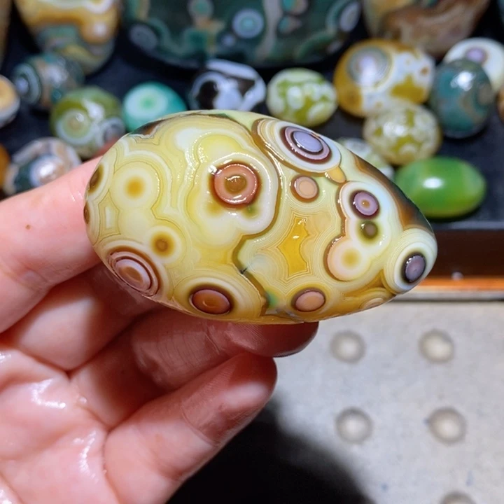 未镶嵌玛瑙/玉髓珠宝半成品93