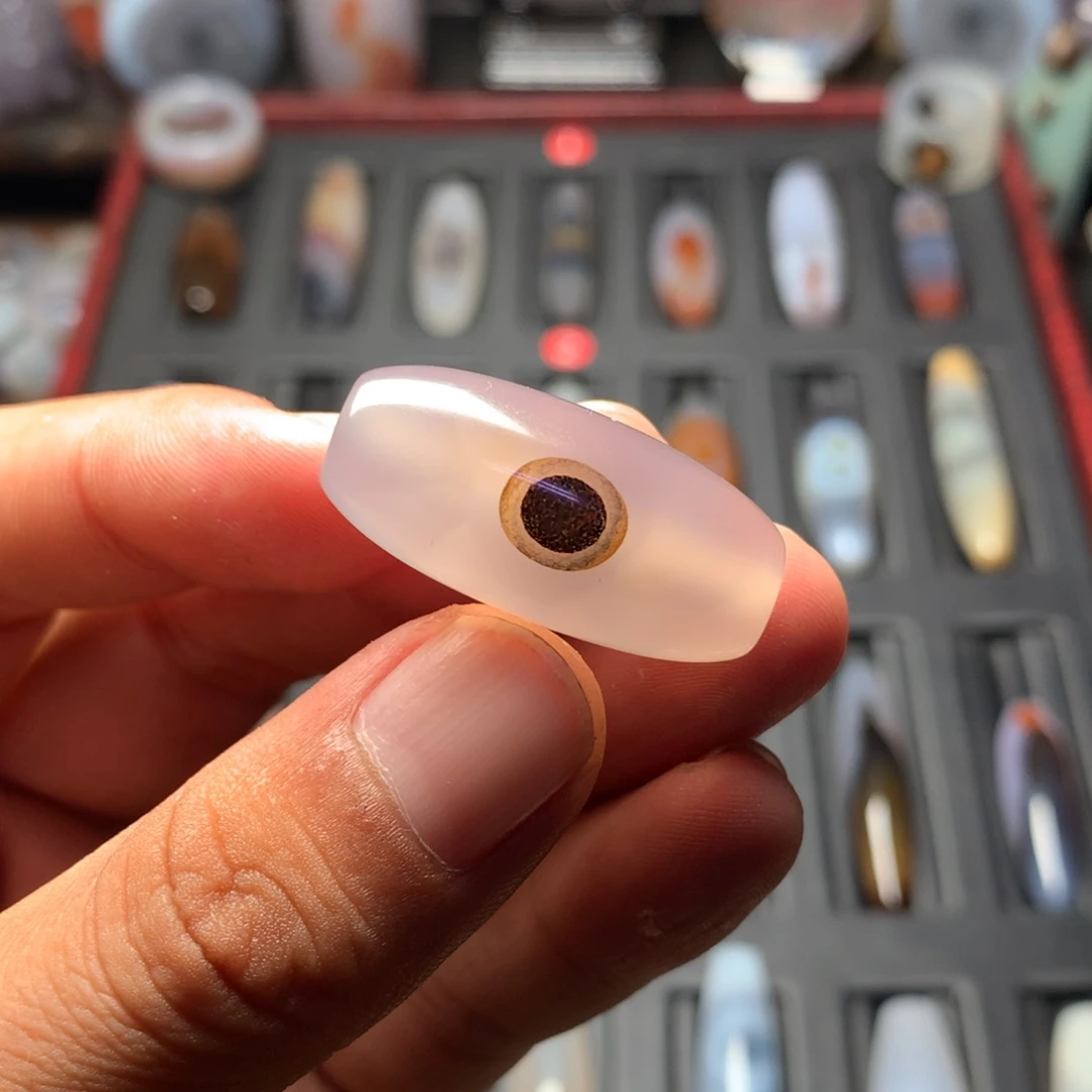 未镶嵌颈饰玛瑙/玉髓