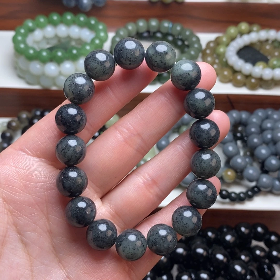 和田玉未镶嵌手串