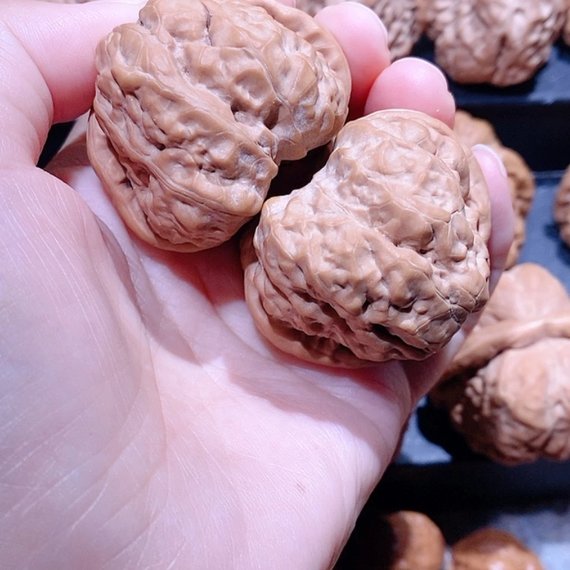 【闪购商品】核桃手串/手链哦**！边44肚46克重50.4克