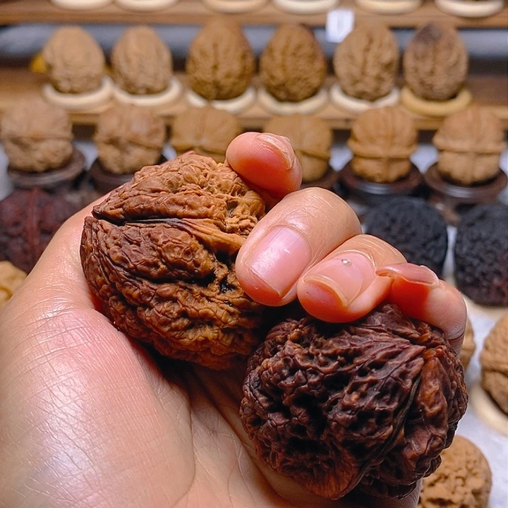 桃核把件c****e云南铁核桃mm