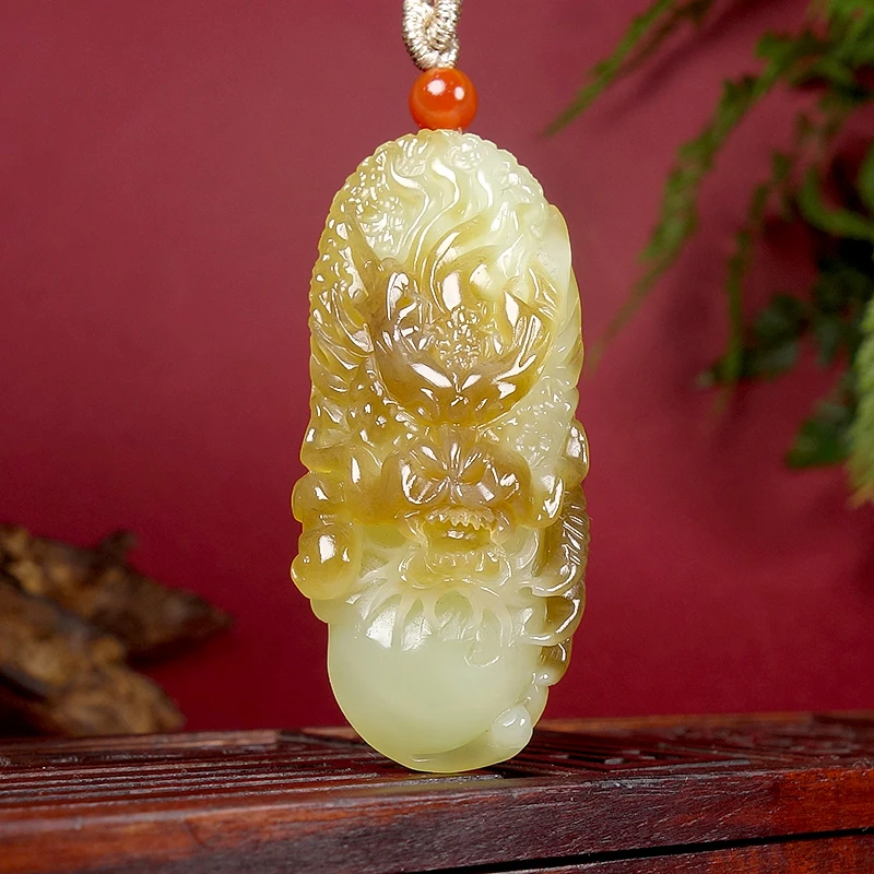 和田玉糖料龙吊坠79