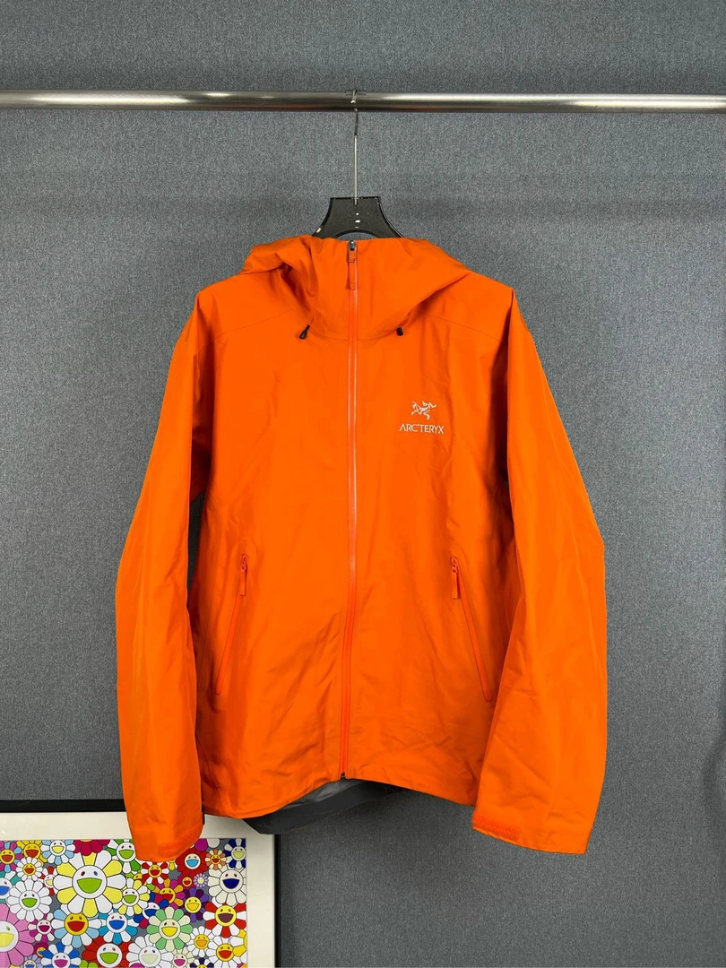 99新 ARC'TERYX/始祖鸟 始祖鸟BATA LT冲锋衣外套 XL码 12124