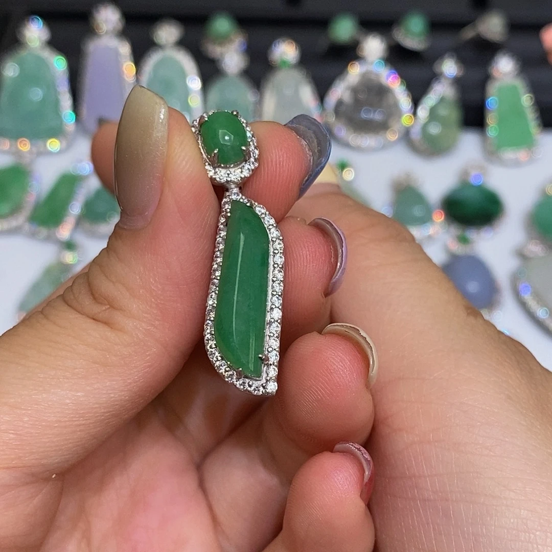 翡翠银S925镶嵌颈饰天然翡翠