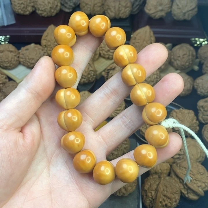 吊坠文玩核桃屁桃猴头