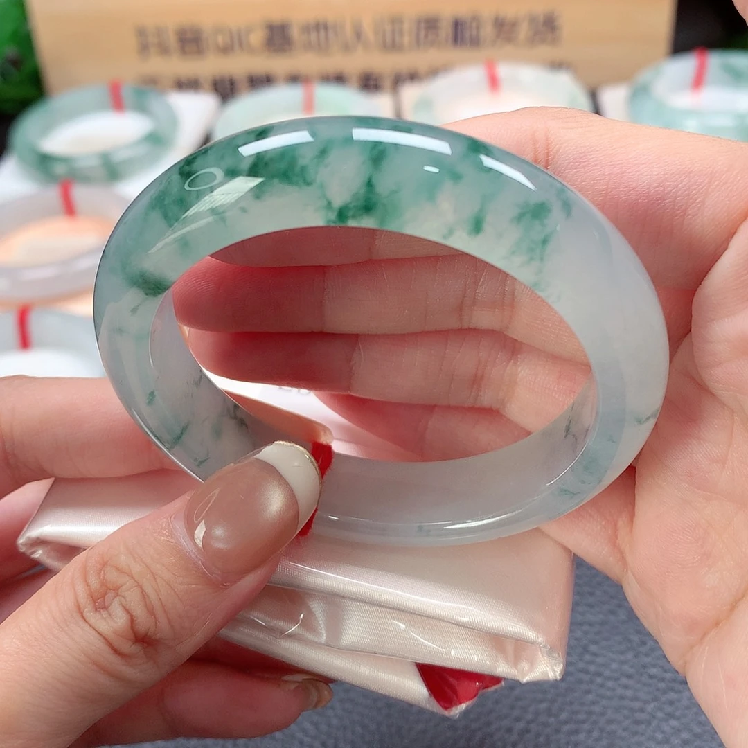 未镶嵌手镯翡翠天然a货翡翠