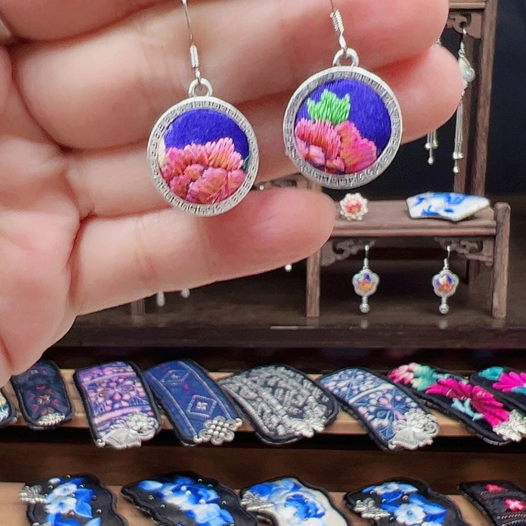 织绣手工刺绣工艺品