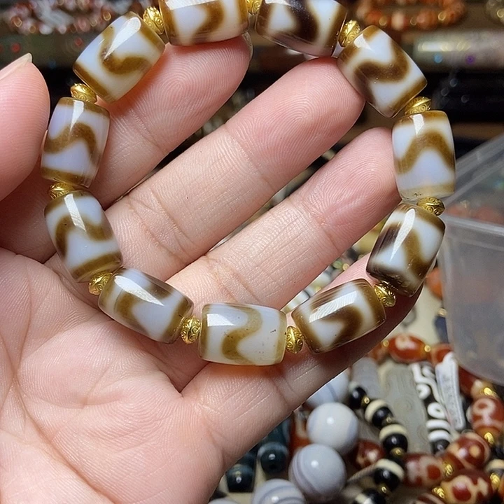 随***然未镶嵌手链玛瑙/玉髓