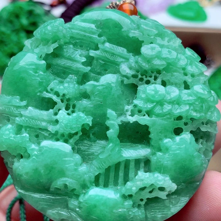 翡翠未镶嵌吊坠(不含链)