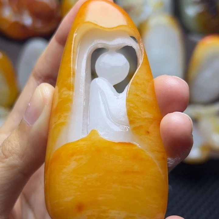 和田玉未镶嵌颈饰