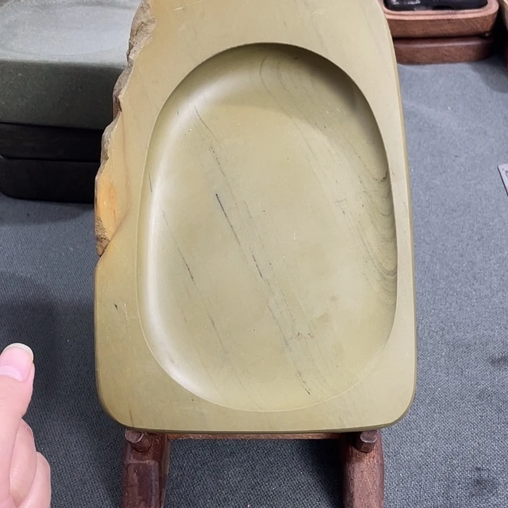 广东肇庆原石端砚