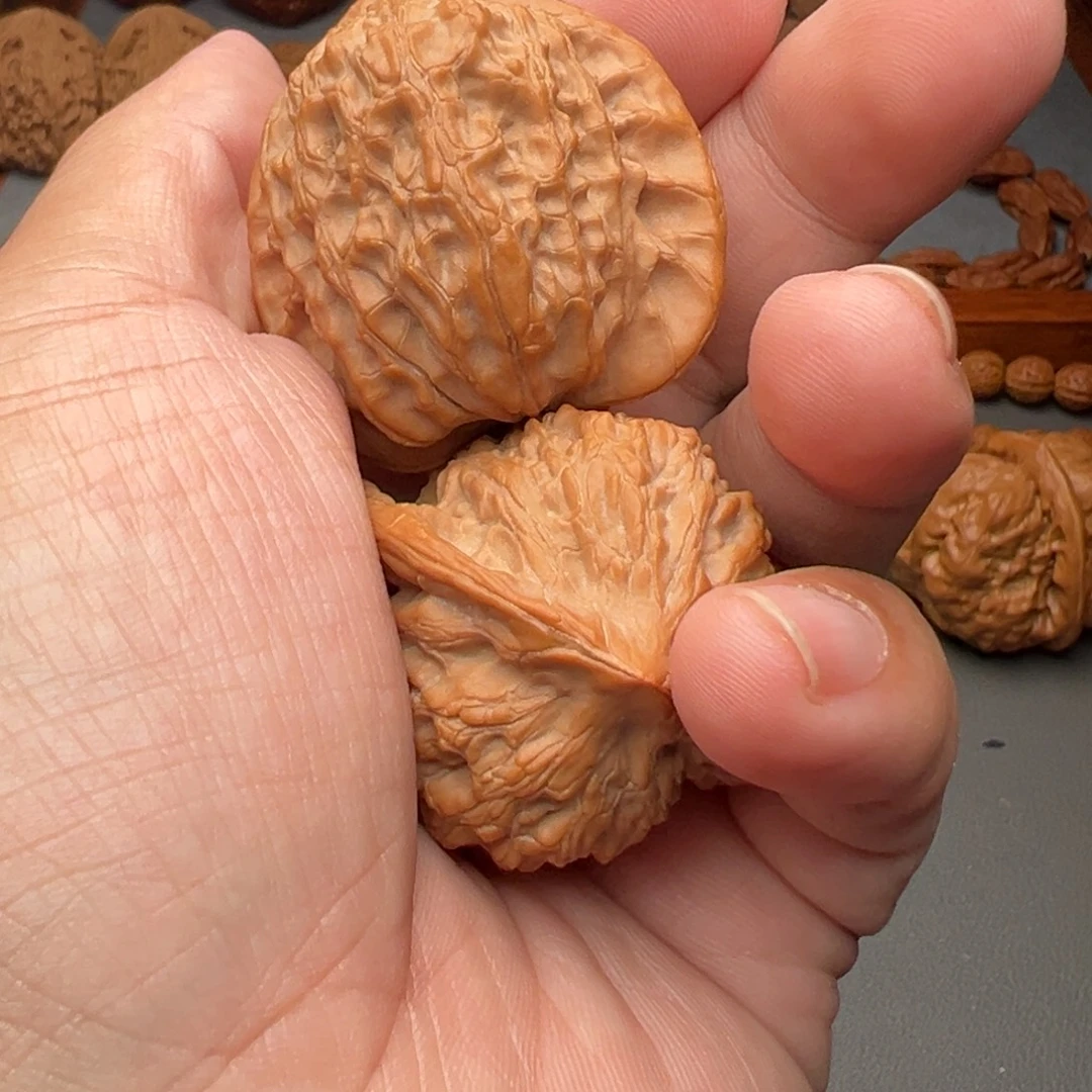 2***4文玩核桃把件崔凯