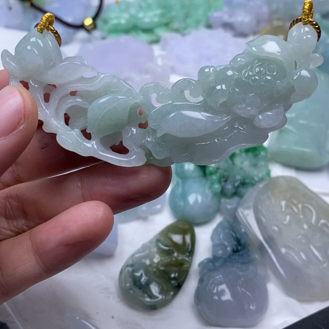 颈饰未镶嵌翡翠翡翠