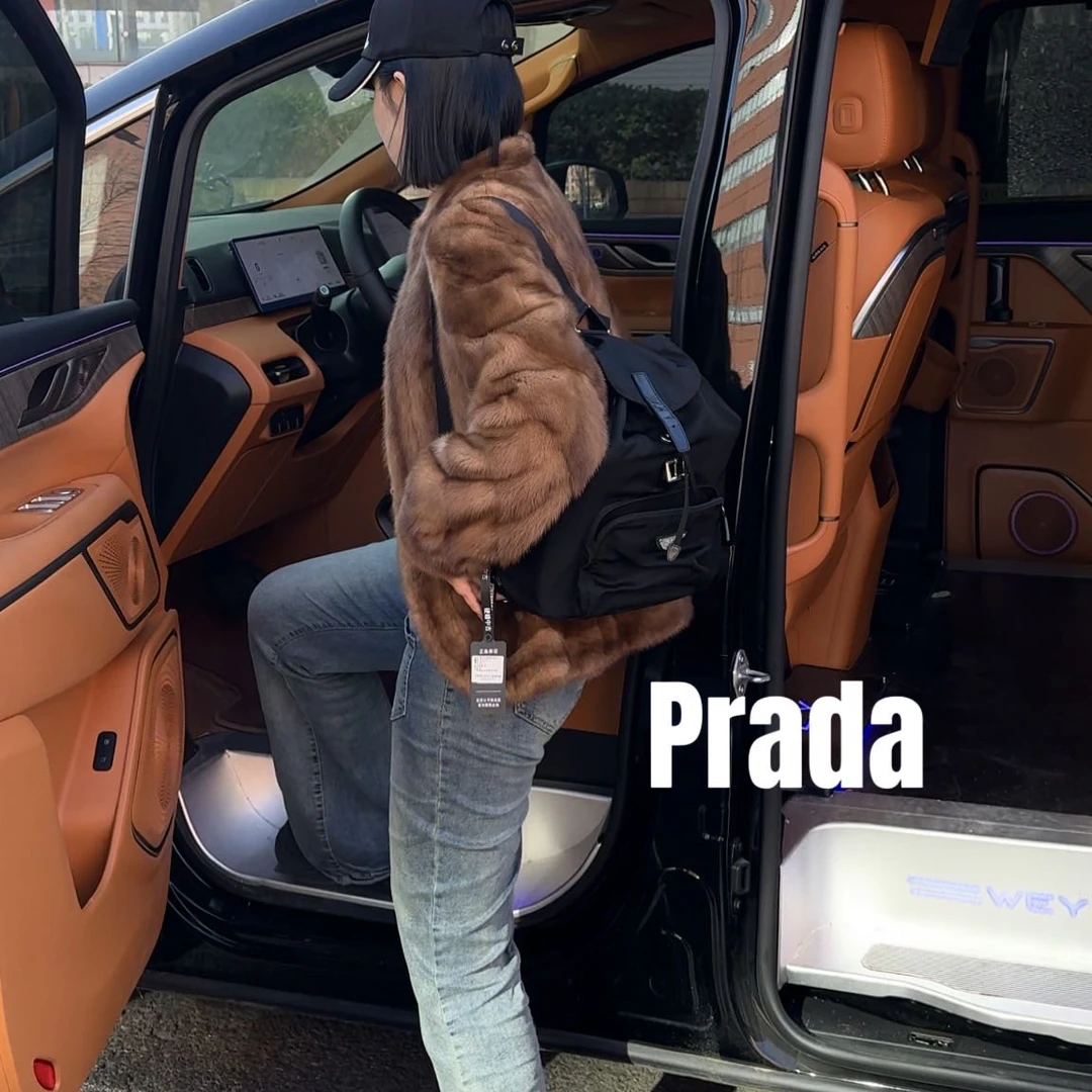 修复品619494/Prada/普拉达黑银双肩包