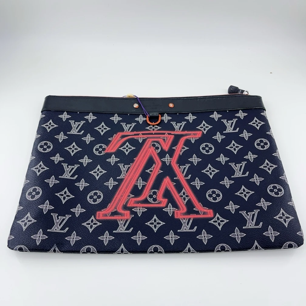 95新 LouisVuitton/路易威登 黑色老花阿波罗手拿包 1670 6283