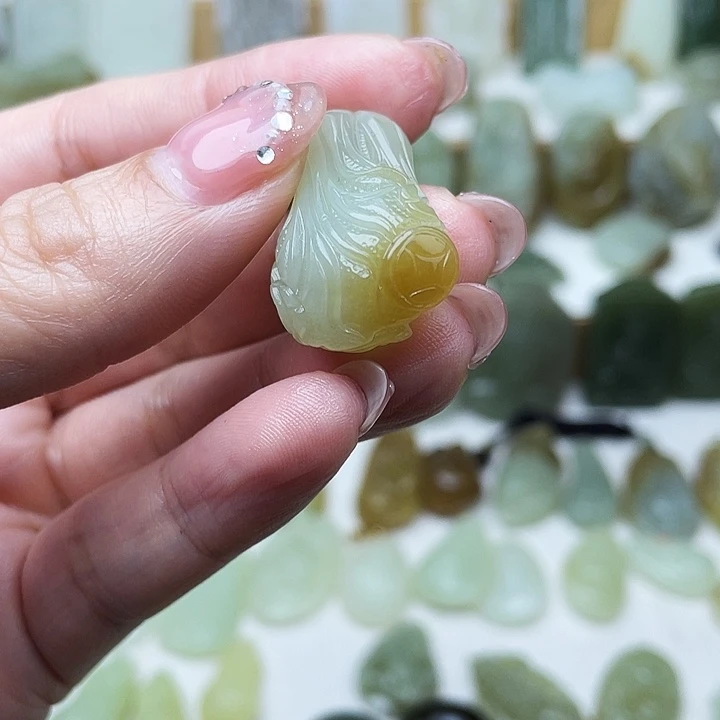 幸***猪颈饰未镶嵌和田玉