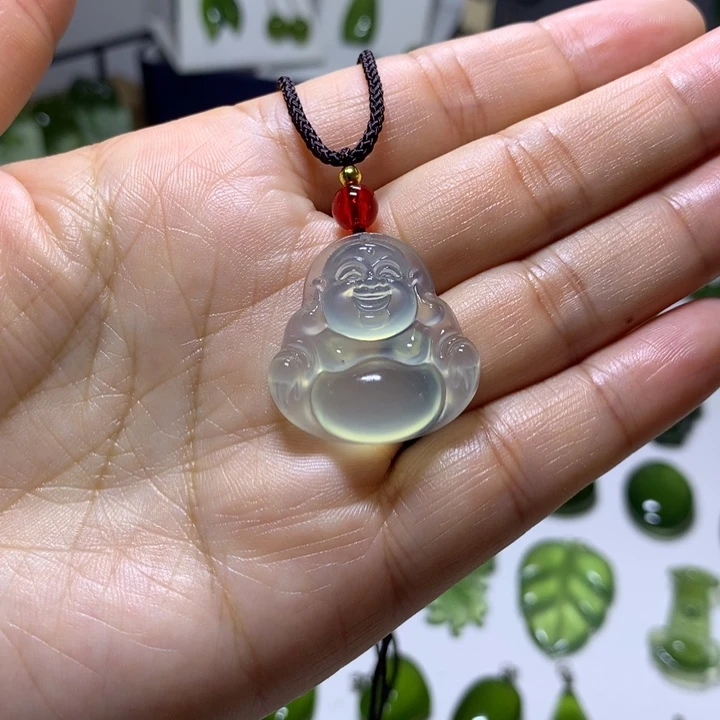 岫玉未镶嵌颈饰吊坠