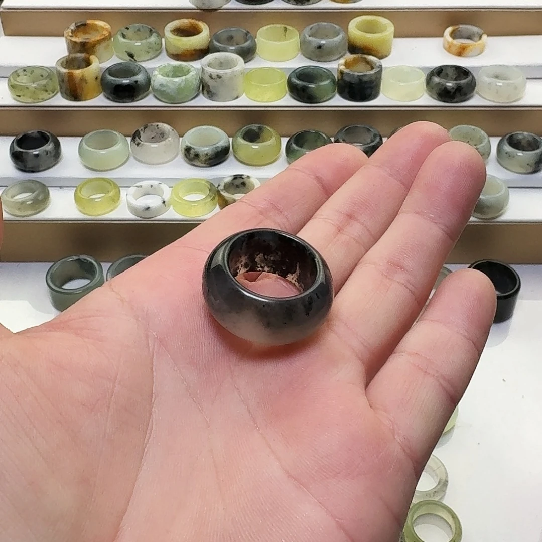 *****蛇纹石玉未镶嵌戒指20内径