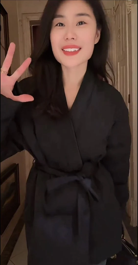 Miss Huo 新年的第一件新中式羽绒服 A 黑色 69107