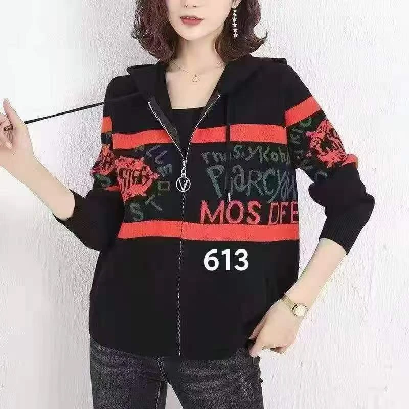 女士休闲字母外套613-A122