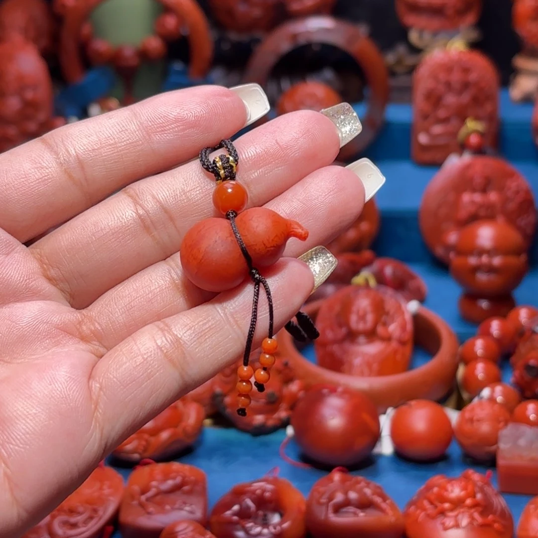 未镶嵌雕刻南红玛瑙