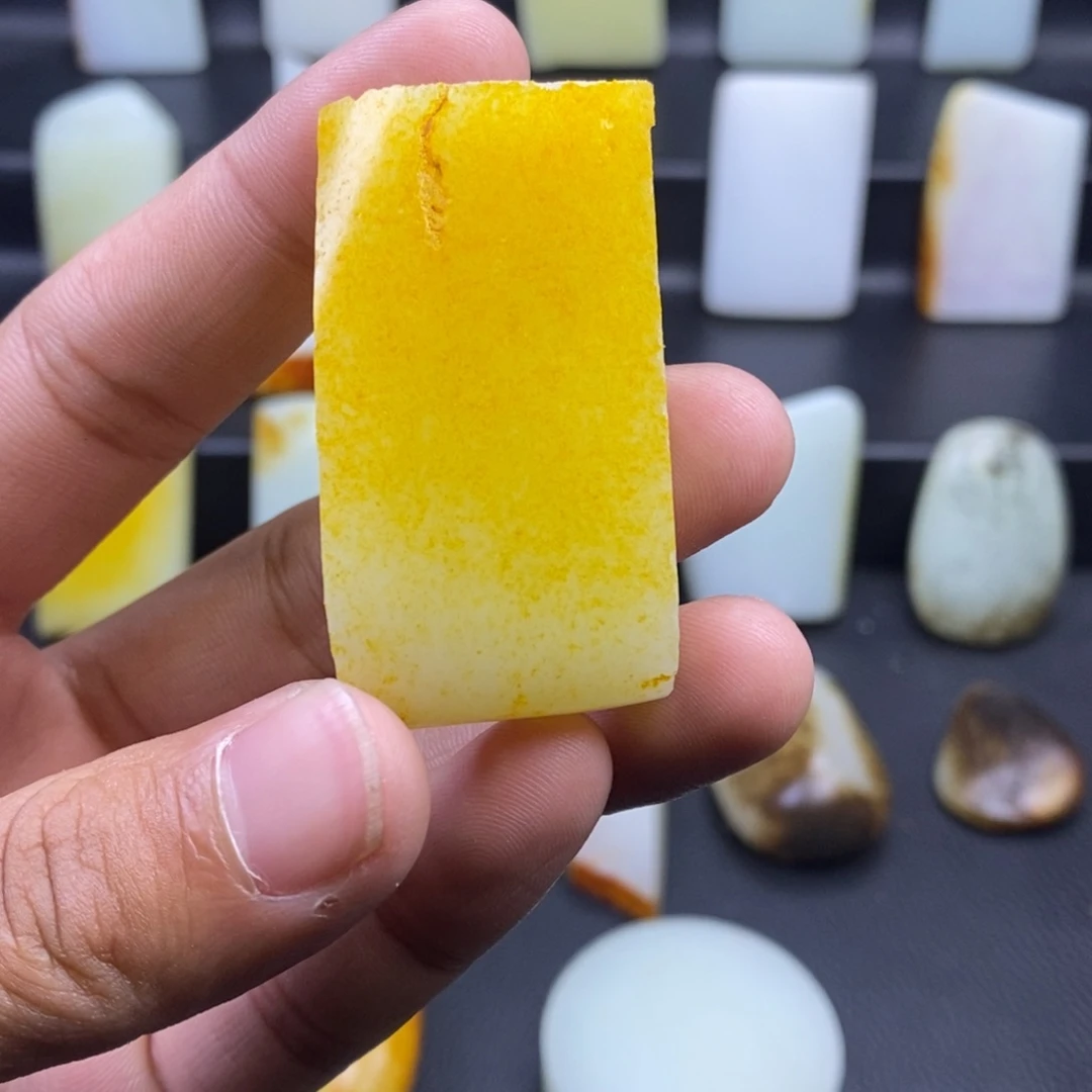 未镶嵌吊坠定制和田玉7****8