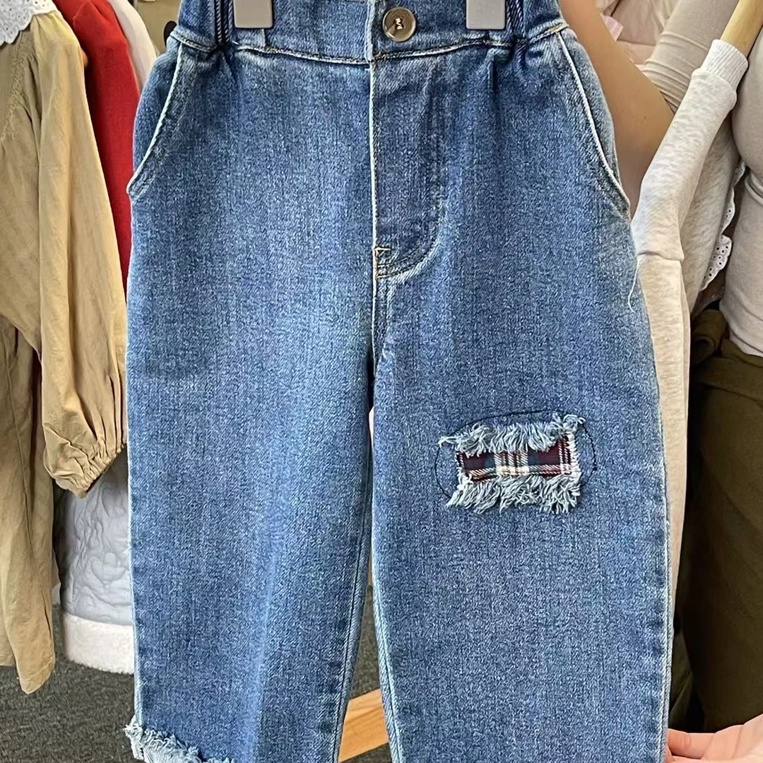可儿与韩货设计师买手店秋冬新品订货会牛仔裤WF525213