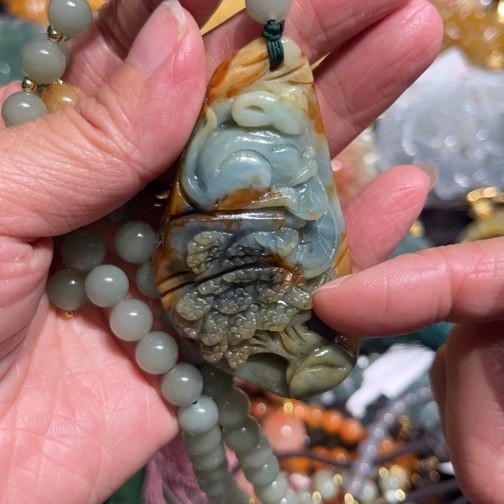 岫玉未镶嵌岫玉吊坠