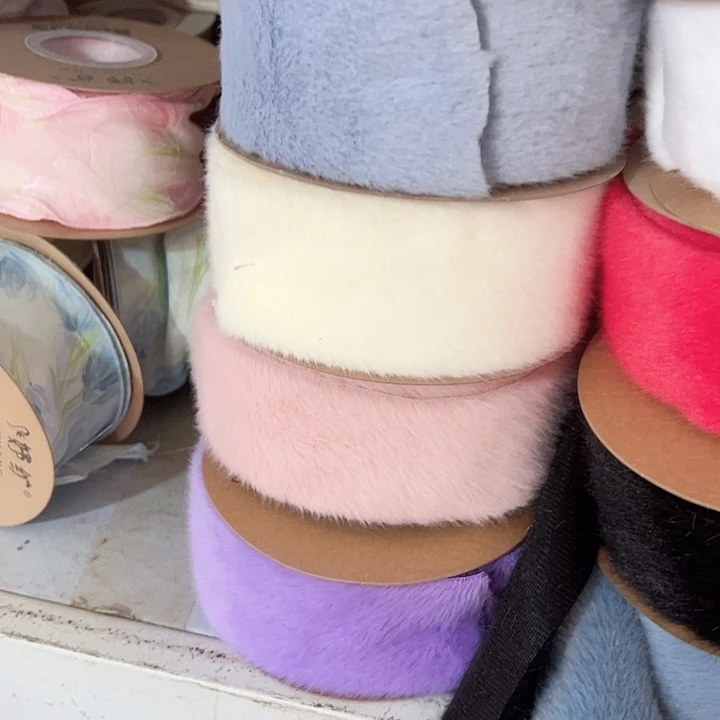 延****5的雪貂毛浅蓝浅粉紫色各5码