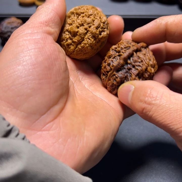 把件文玩核桃B金刚佛手42mm