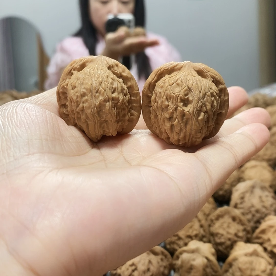 吊坠文玩核桃狼牙山34+