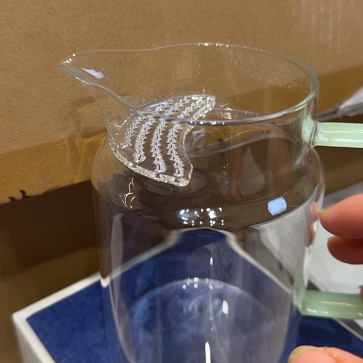 绿玉大月牙公杯。